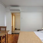 Boarding House Lucija * Кострена