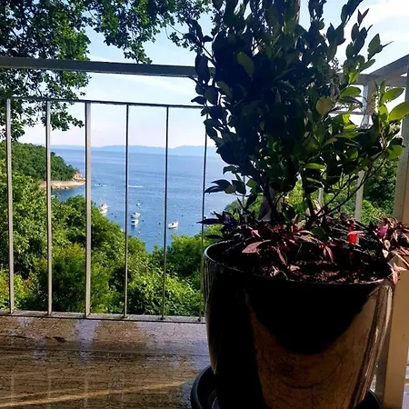 gostionica Boarding House Lucija