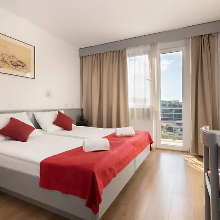 Boarding House Lucija * Kostrena