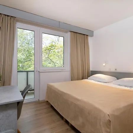 gostionica Boarding House Lucija *