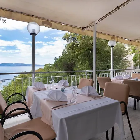 Boarding House Lucija Zajazd Kostrena