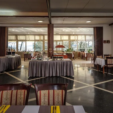 Zajazd Boarding House Lucija *