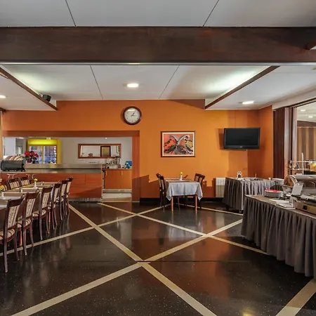 Boarding House Lucija *