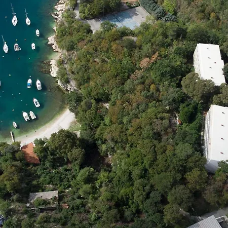 Boarding House Lucija אורחן קוסטרנה