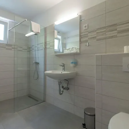 Zajazd Boarding House Lucija