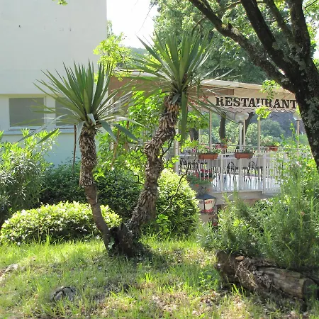 Boarding House Lucija *