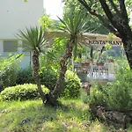 Boarding House Lucija *