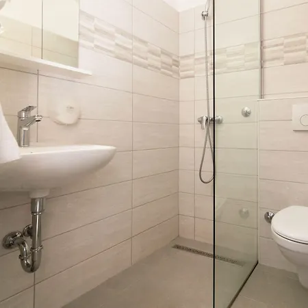 Boarding House Lucija Мини-отель *