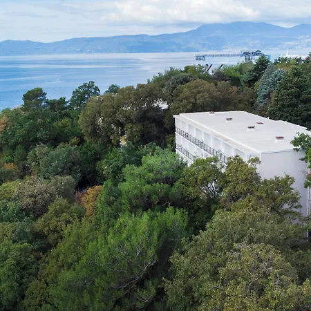gostionica Boarding House Lucija