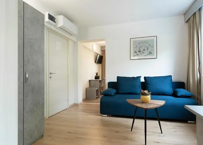 Boarding House Lucija *