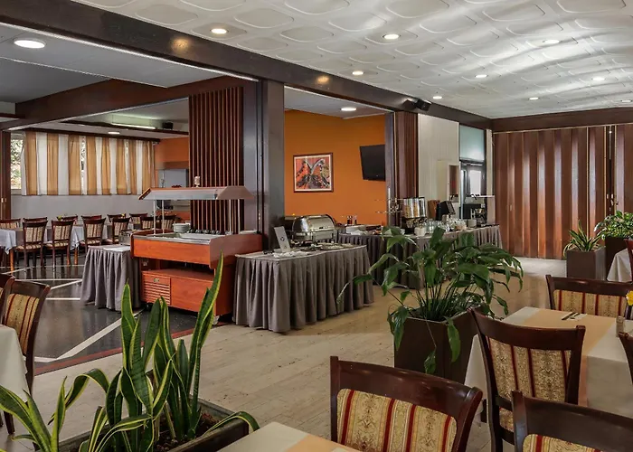 여관 Boarding House Lucija 코스트레나