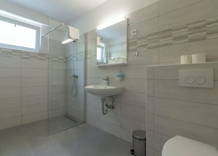 여관 Boarding House Lucija