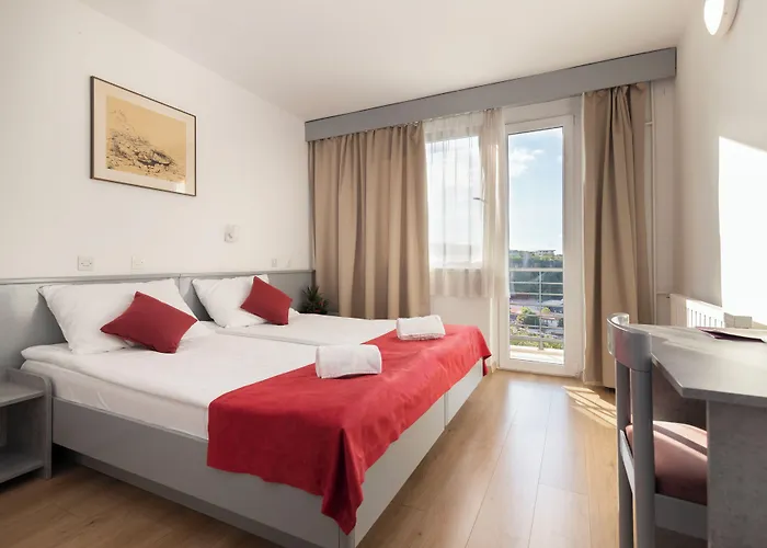 여관 Boarding House Lucija *